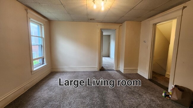 408 Lafayette St