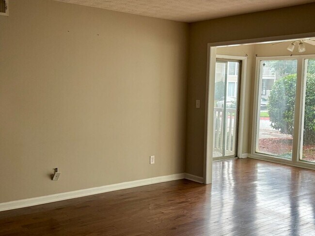 1206 Augusta Dr