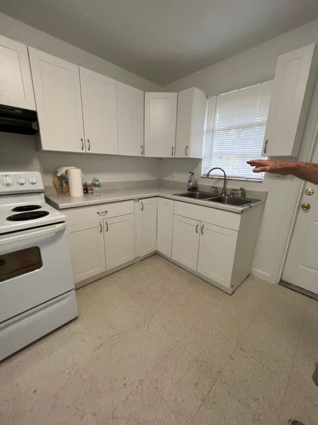 5LW Apartments - 5LW Apartments