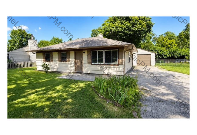 Building Photo - NORTH EAST SIDE 3 BEDROOM HOME AVAILABLE NOW!