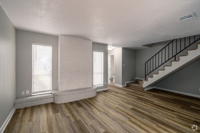 2BR, 1.5BA - 1063SF - Living Room