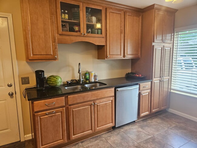 Photo - 336 Rustic Cir