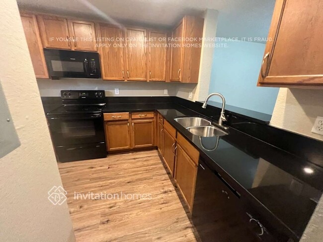 Photo - 5958 London Ln