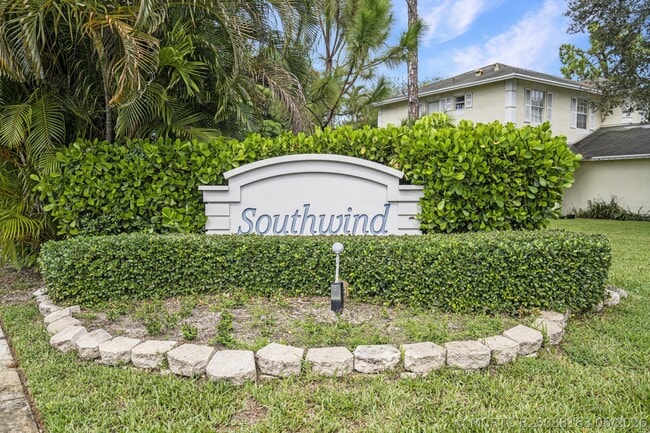 Photo - 130 Baldwin Blvd