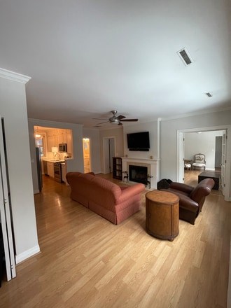 Building Photo - 737 W Belden Ave Unit Heart of Lincoln Park