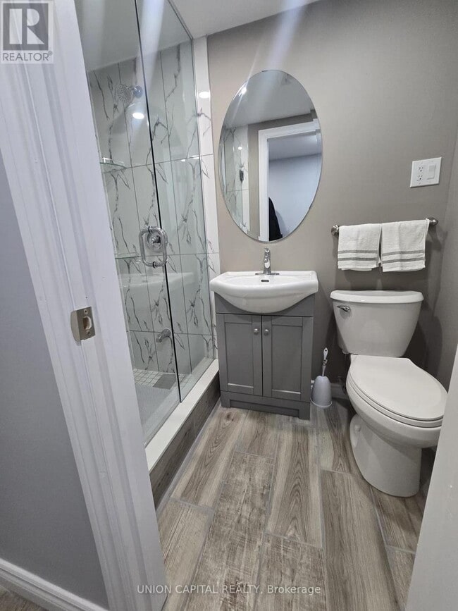 Photo - 71 Osterhout Pl