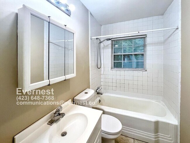 Photo - 1525 Kirby Ave