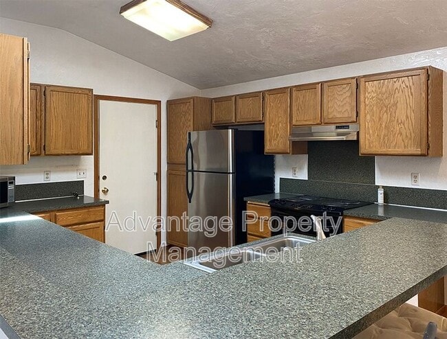 1138 NE Conser Pl