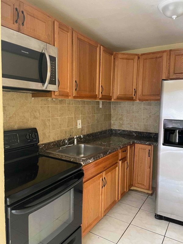Photo - 716 SW 9th St Unit 2