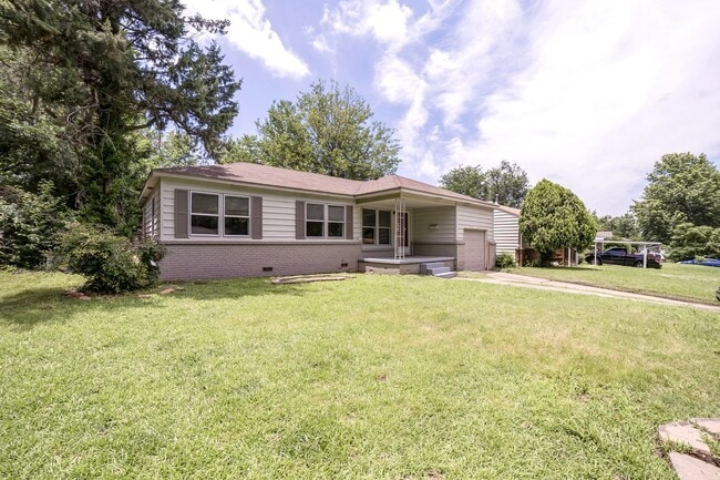 Photo - 1618 S Ash Pl