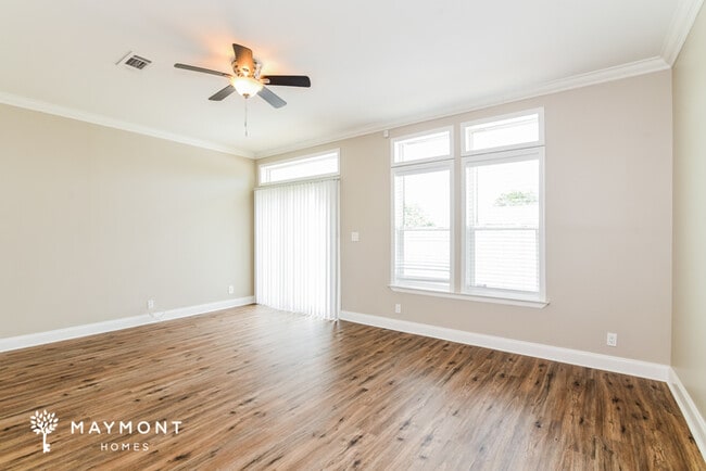 Photo - 701 Pelican Ct