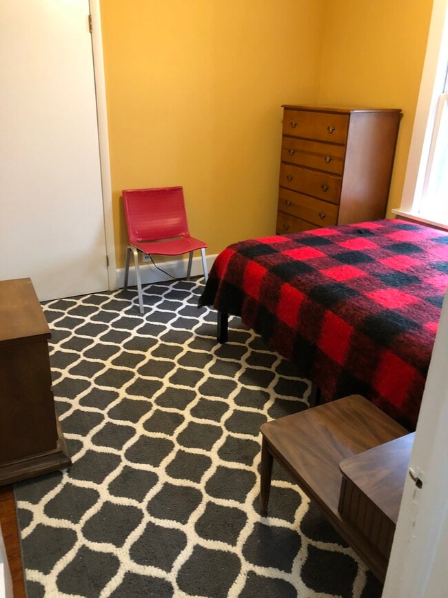 Building Photo - 2220 16th St Unit First Floor