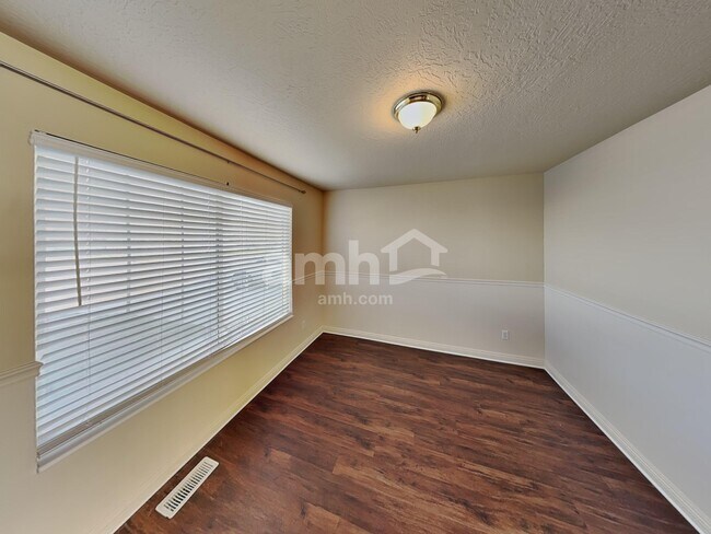 Photo - 309 S 1400 W