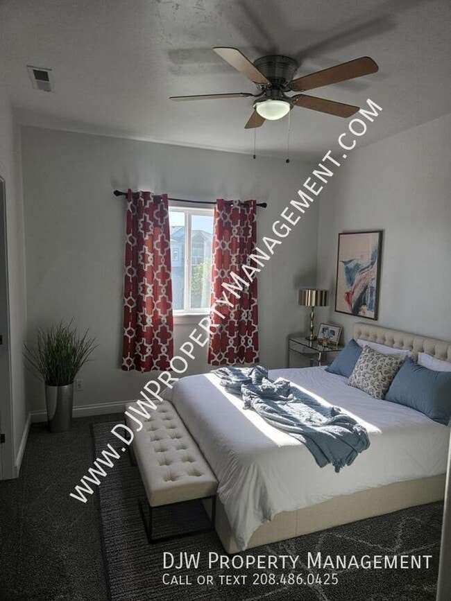 Photo - 1594 S Pilar Wy