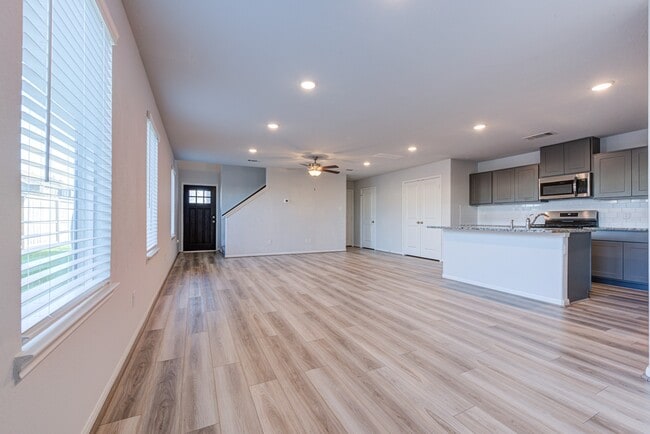 Photo - 18831 Glenwood Chase Ct
