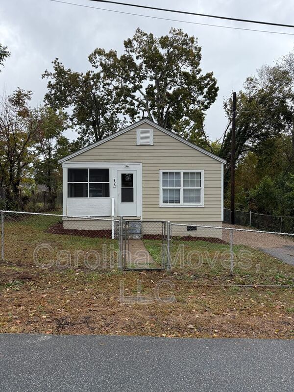 Photo - 105 Francis Ave