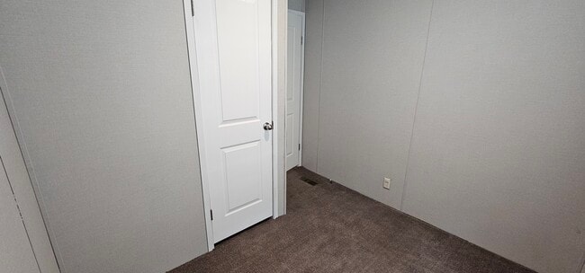 Photo - 209 Magnolia Pl