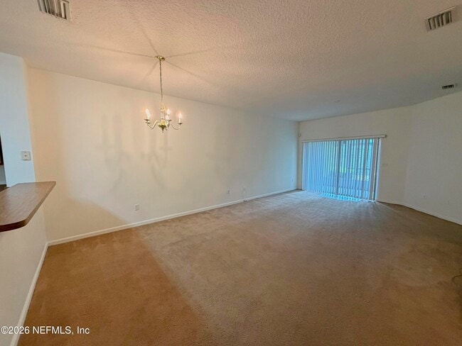 Photo - 3888 Summer Grove Way S