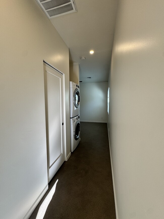 Photo - 2132 W Virginia Ave