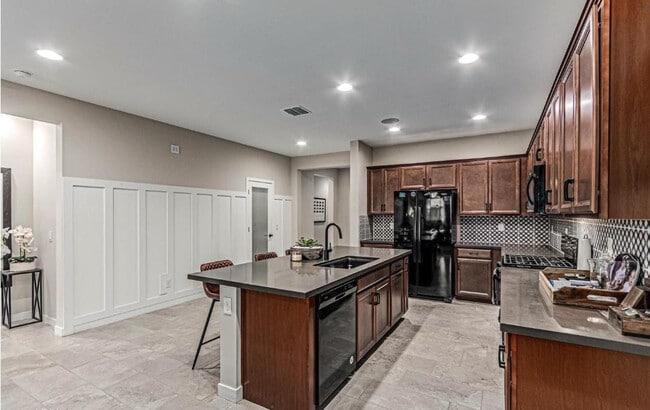 Photo - 5059 N 183rd Ln