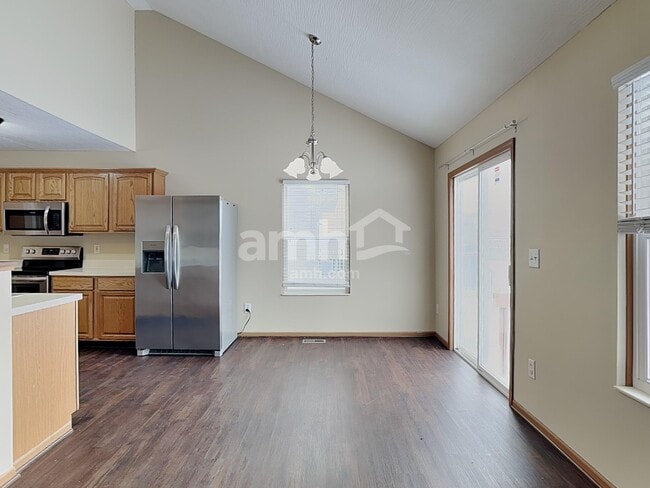 Photo - 8023 Crete Ln