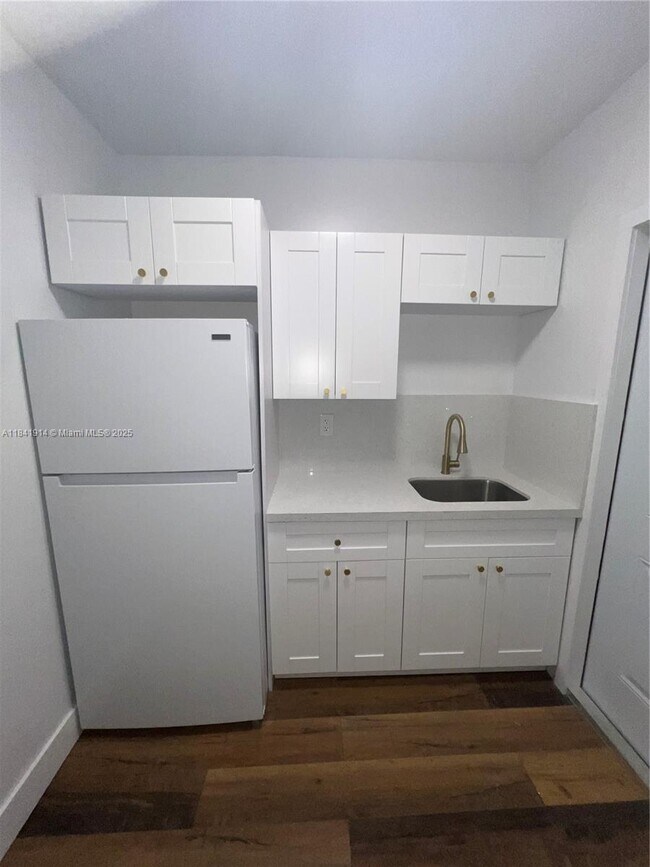 Photo - 1173 NW 29th St Unidad 1173