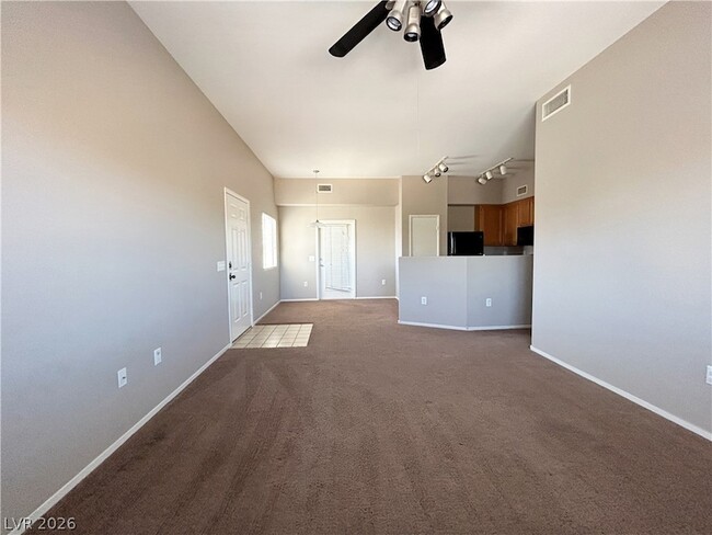 Photo - 10245 S Maryland Pkwy Unidad 2188