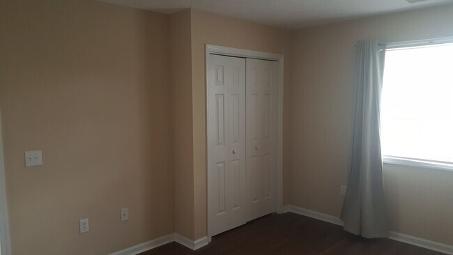Photo - 3rd Floor 2 Bedroom in River Oaks