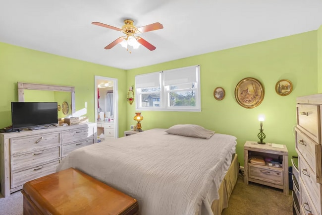 Photo - 3811 Crouch Dr