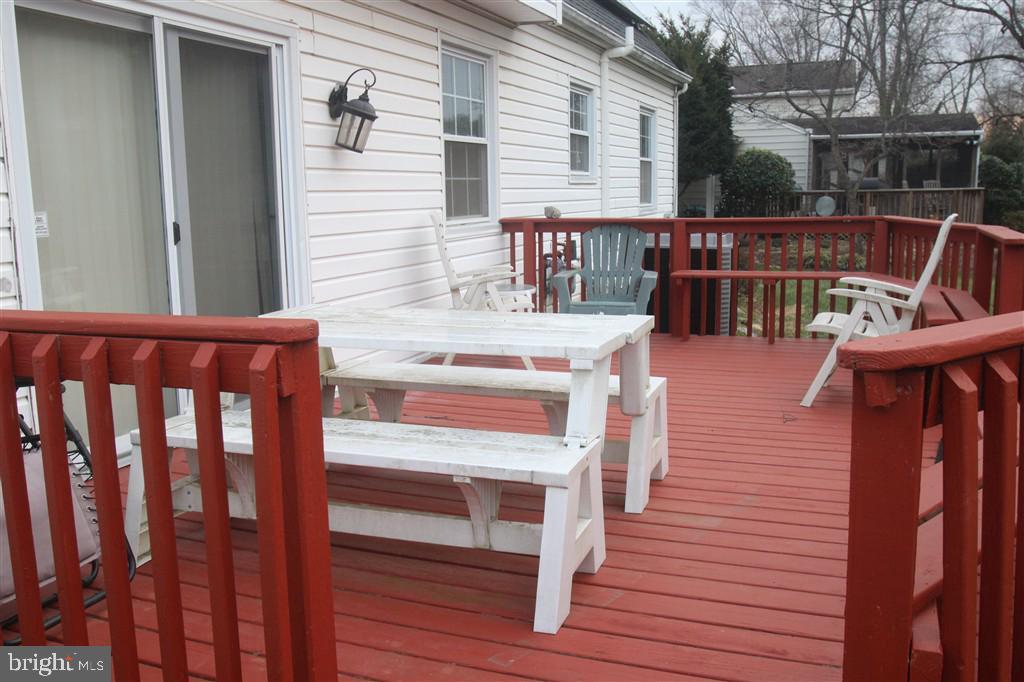 Photo - 1724 Yale Pl