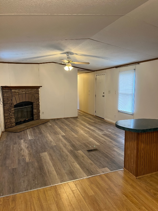 Photo - 164 Lynn Dr House