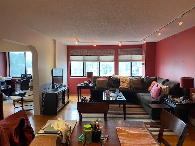 Building Photo - 1731 Beacon St Unit 711