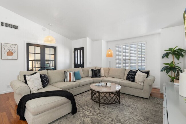 Photo - 6415 E Beverly Ln Unidad ID1309642P