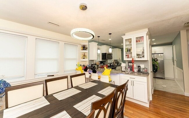 28 Waite St Unit 28