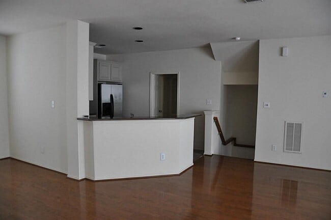 Photo - 2020 Mason St