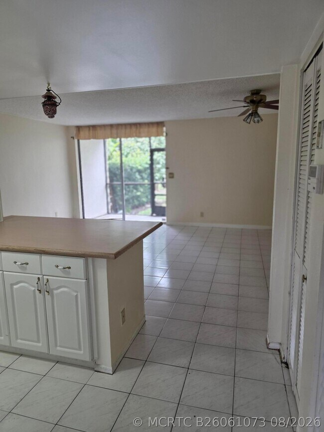Photo - 1001 Three Islands Boulevard