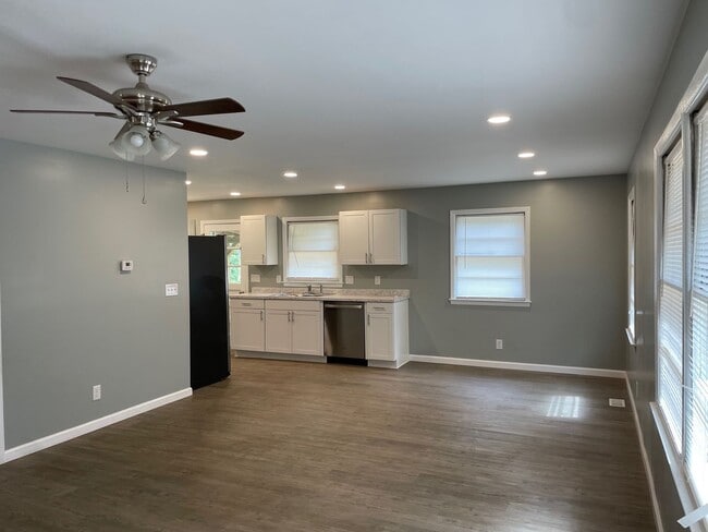 Photo - NEWLY RENOVATED 2 BED, 2 BATH HOME!