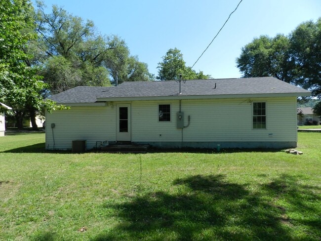 204 Dyer Dr