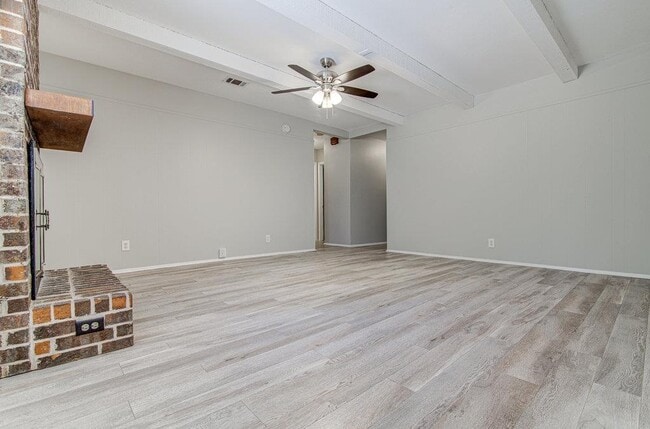 Photo - 1102 Alden Dr