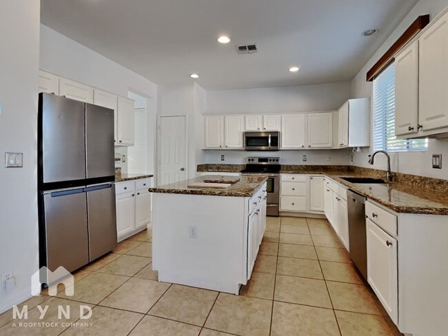 Photo - 22032 N 33rd Dr