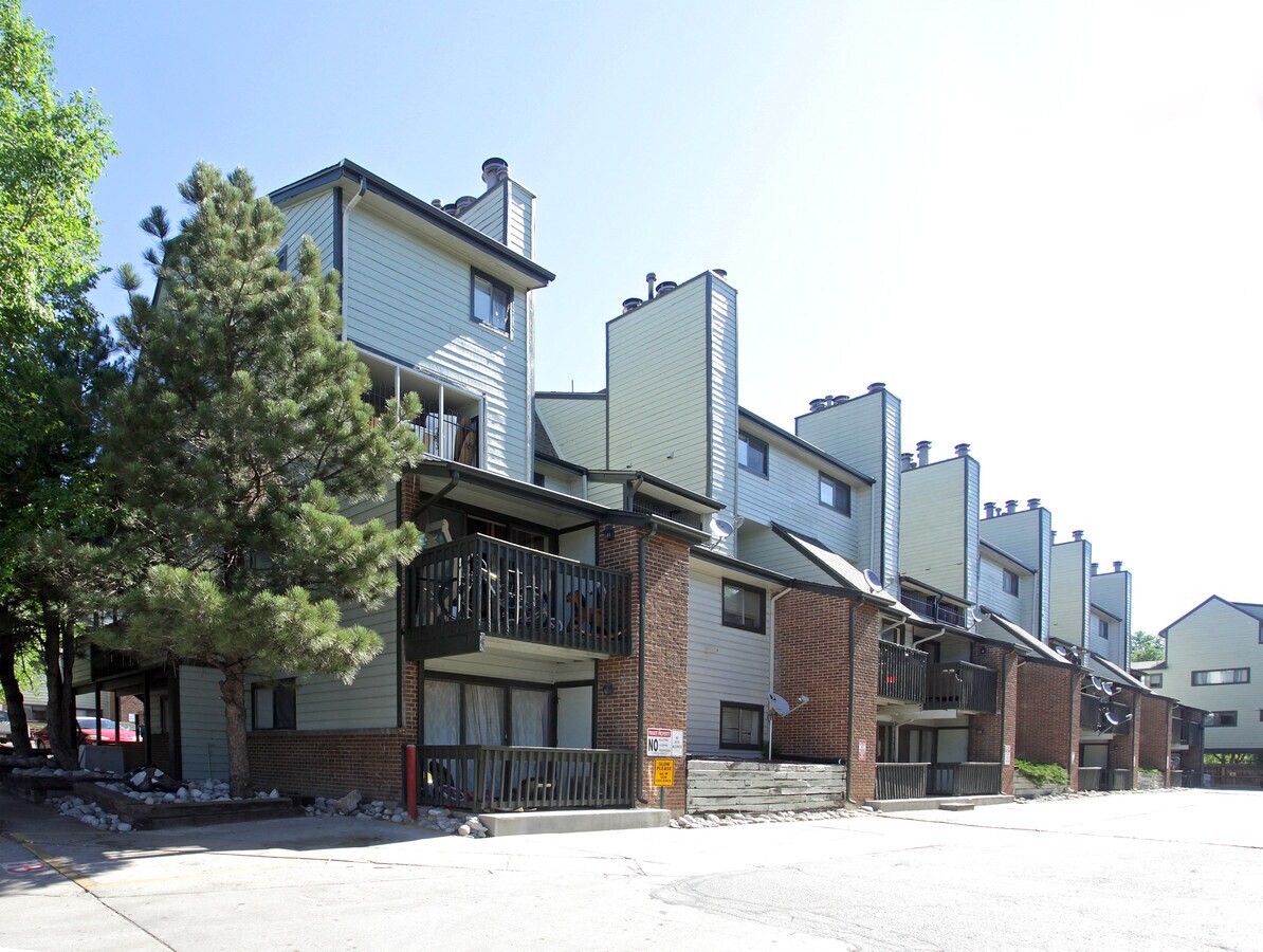 Summer Ridge Apartments - Summer Ridge Apartments