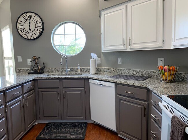 Photo - 3404 American Dr