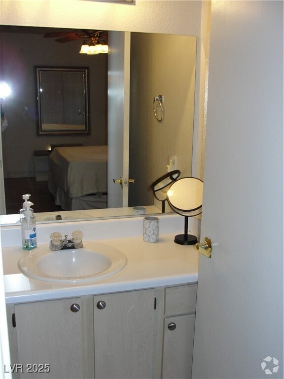 Building Photo - 1150 N Buffalo Dr Unit 1025 Rental