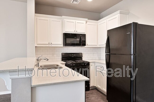 Photo - 786 SW 13th St