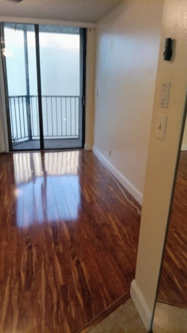 Photo - 3550 Blue Lake Dr Unit 405