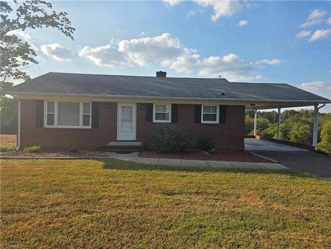 Building Photo - 3482 NC-268
