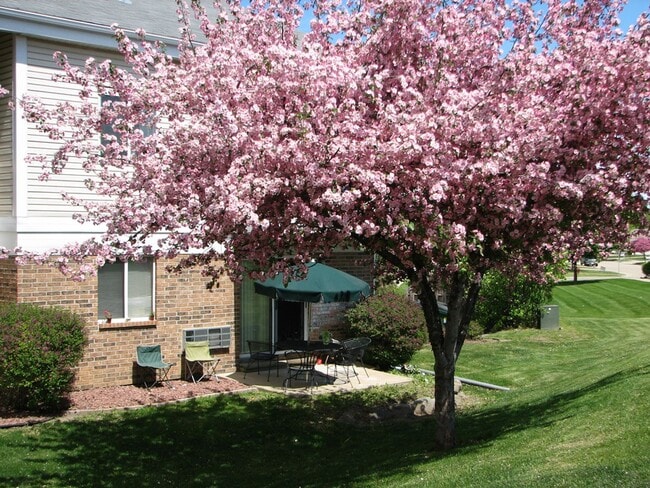 Photo - Stoughton Arms