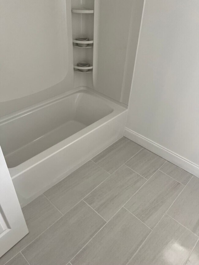 Photo - Beautiful 4bd 2 bath for Rent single home with large yard and Basement in Ivyland Borough