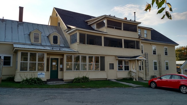 Building Photo - 466 - 114 VT Route Unit B