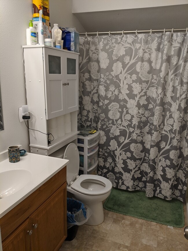 Photo - 9749 Sand Point Way NE